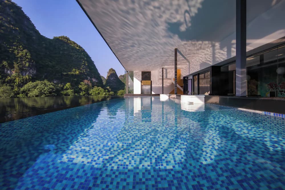 Rooftop pool