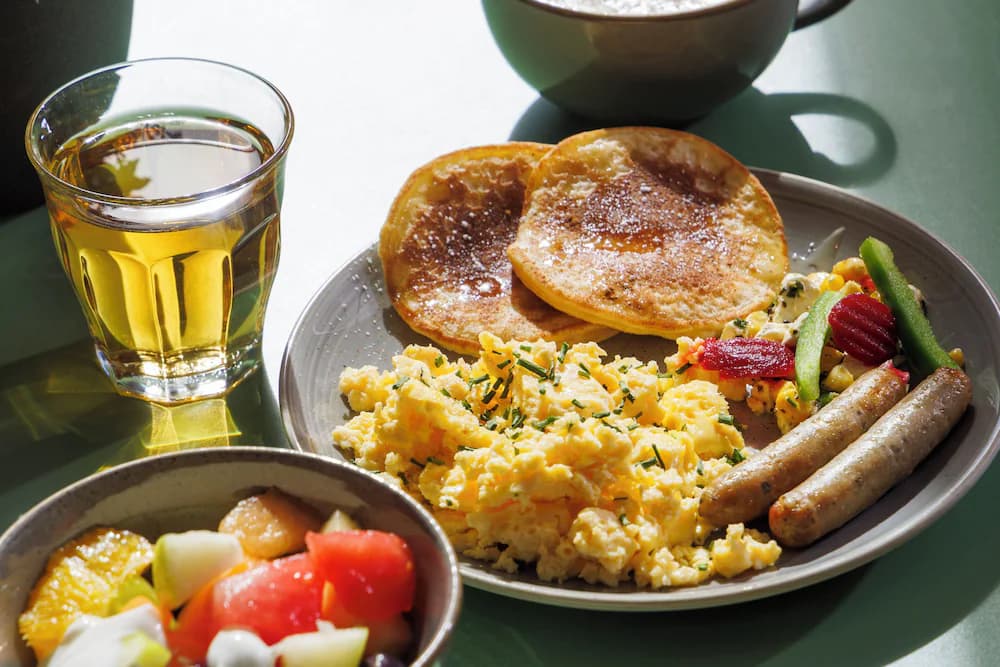 Breakfast buffet