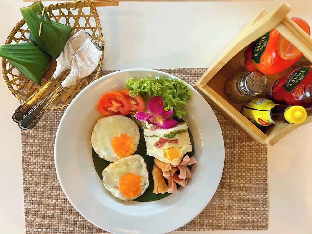 Breakfast meal