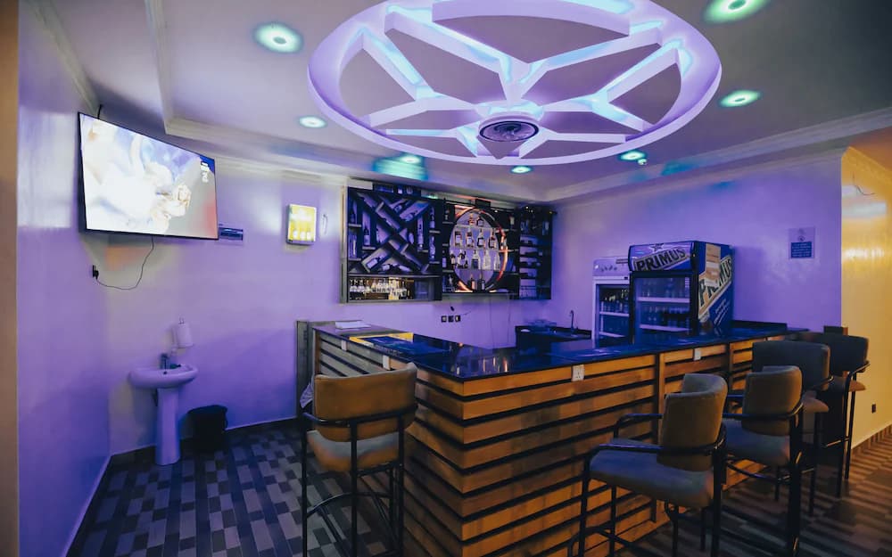 Snack bar