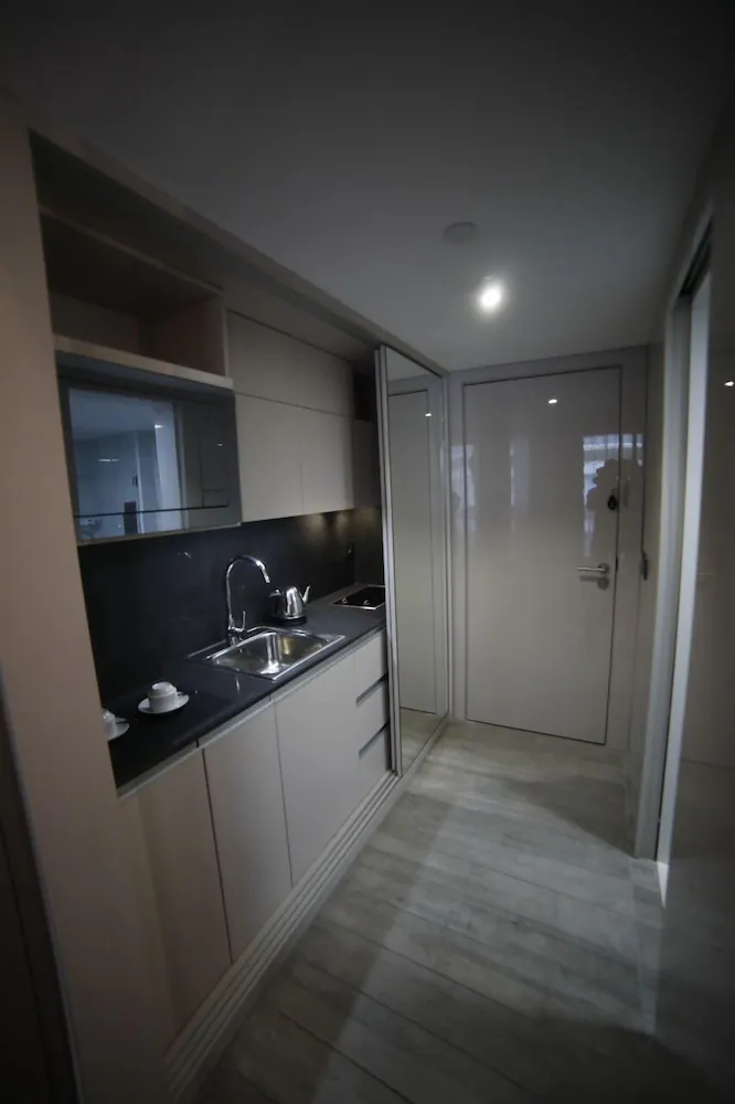 Private kitchenette