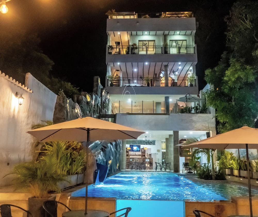 Pool