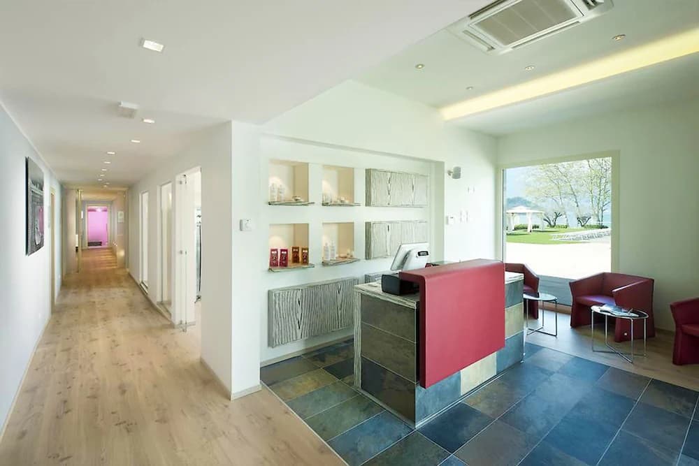 Spa reception