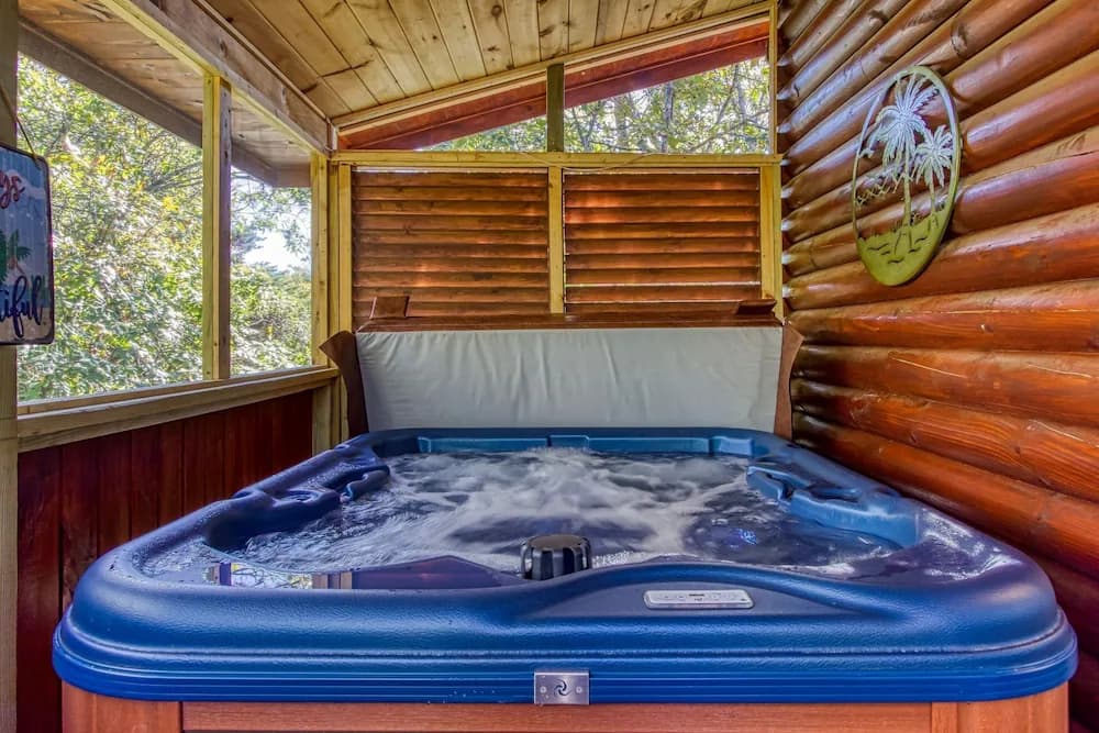 Private spa tub