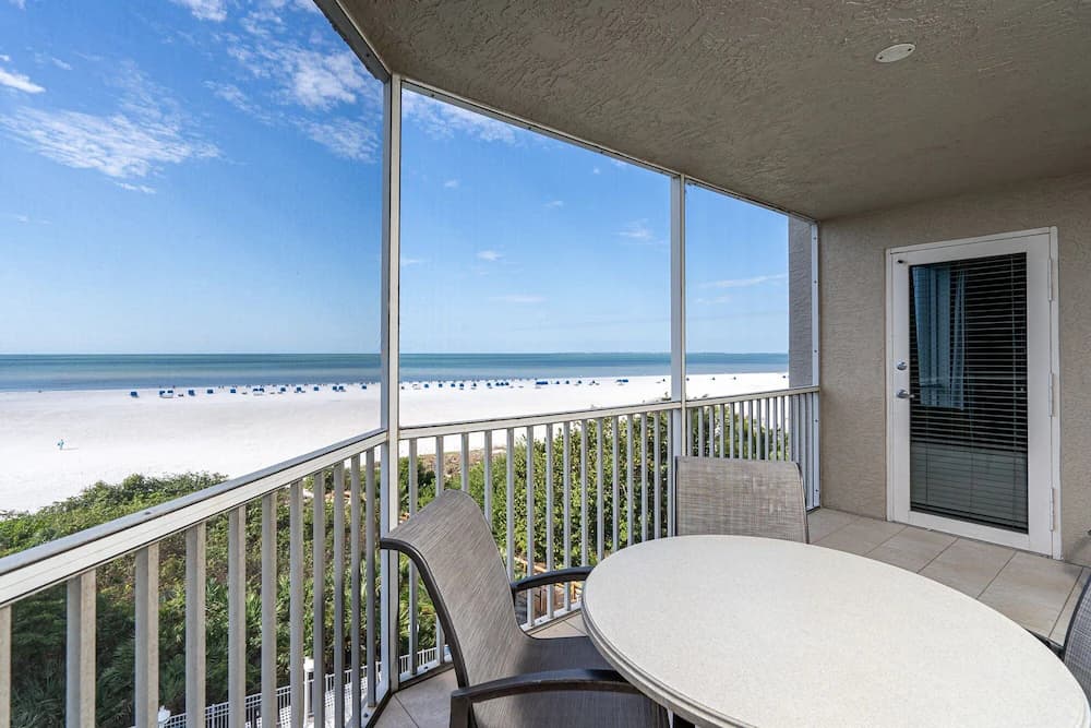 Beach/ocean view