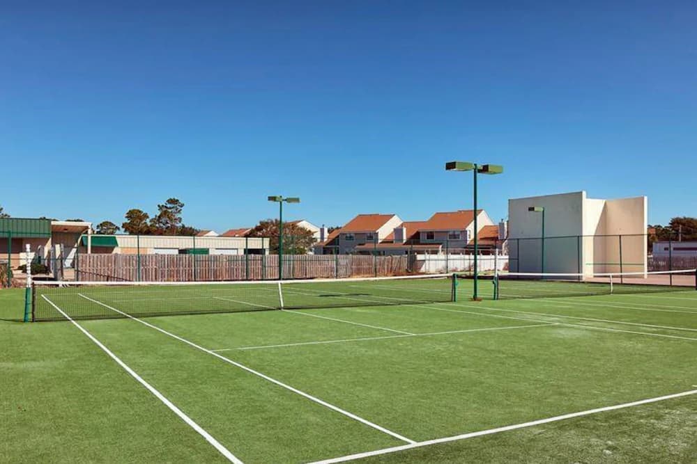 Tennis court