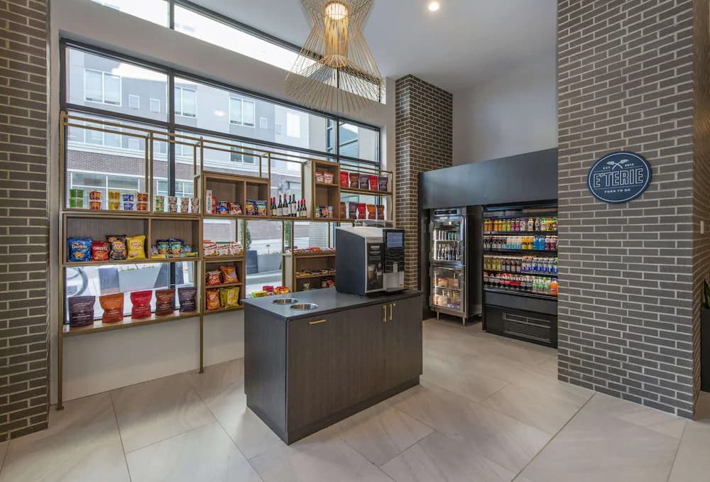 Snack bar