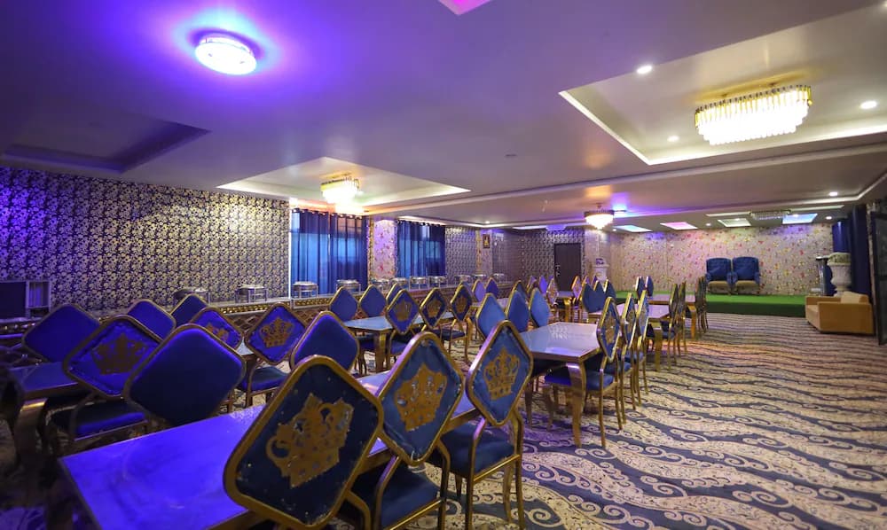 Banquet hall