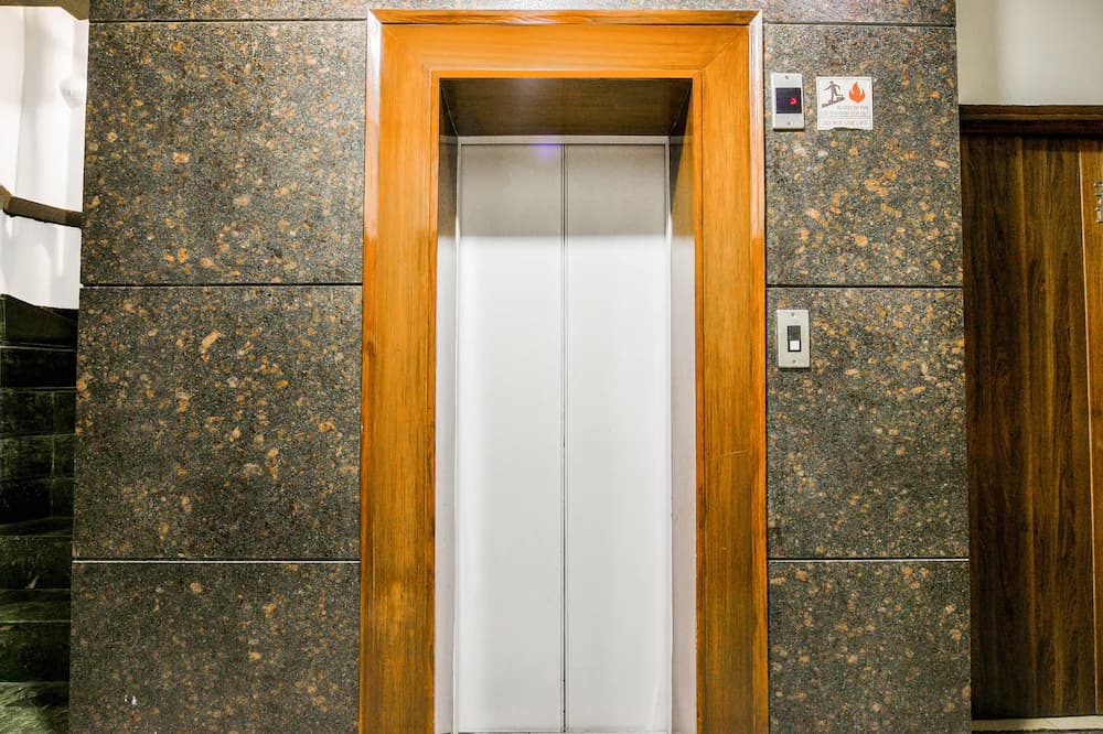 Elevator