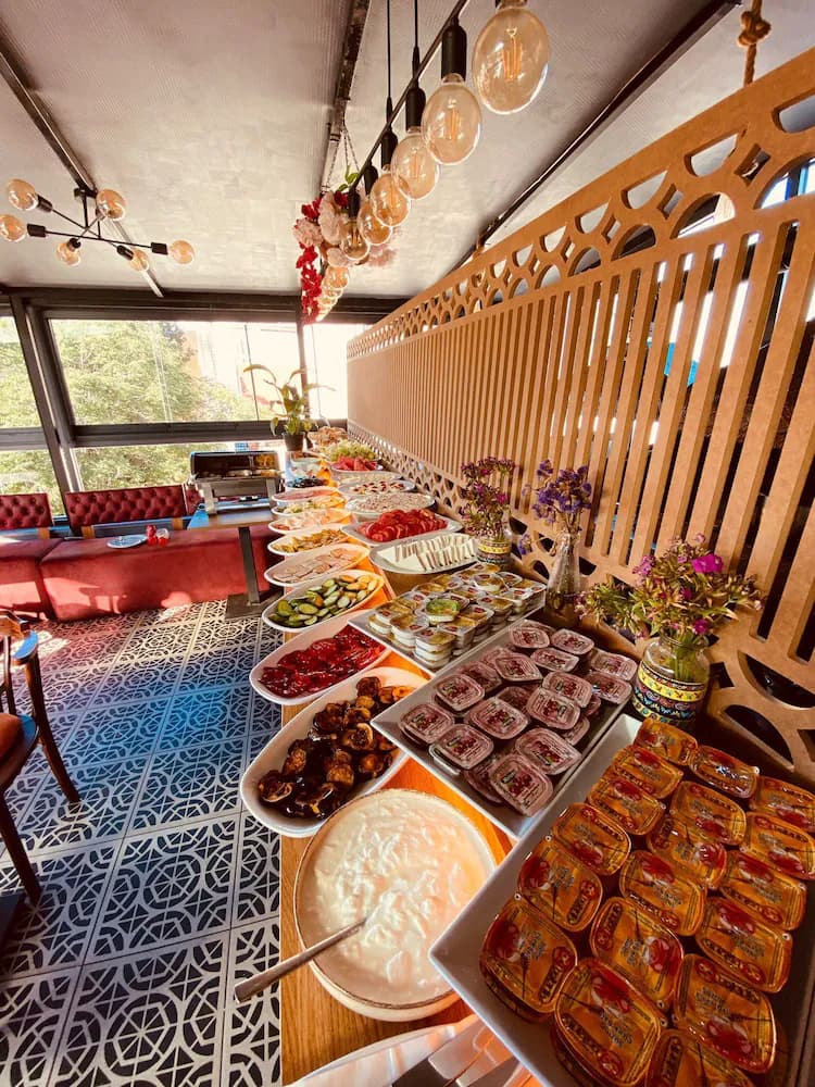 Breakfast buffet