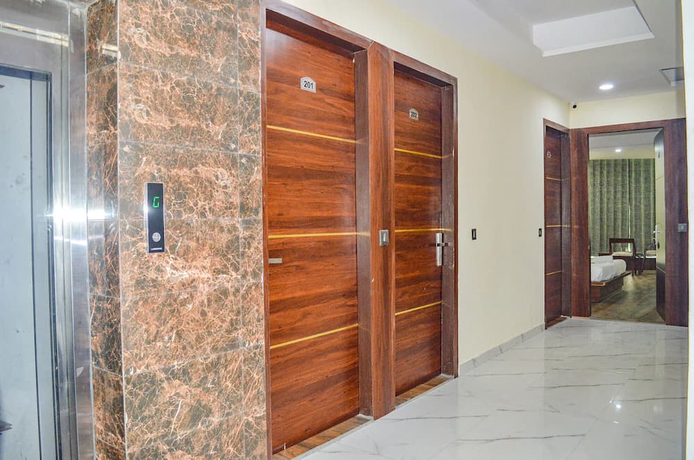 Elevator