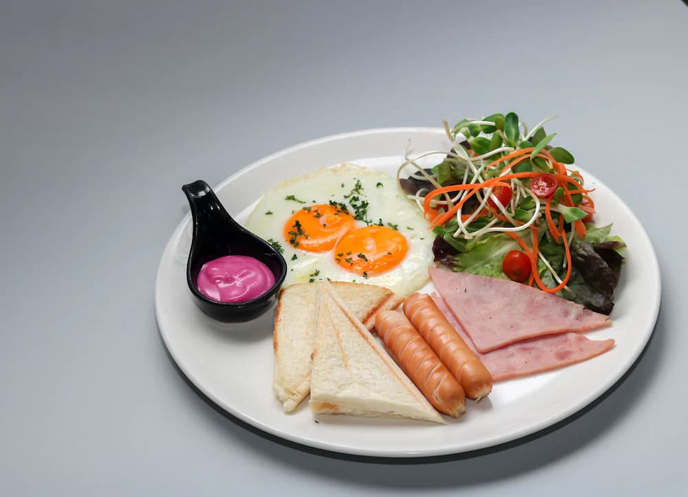 Breakfast meal