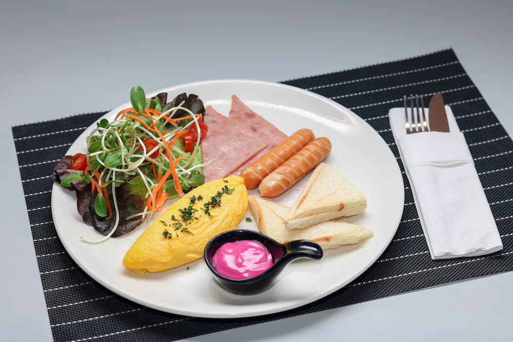 Breakfast meal
