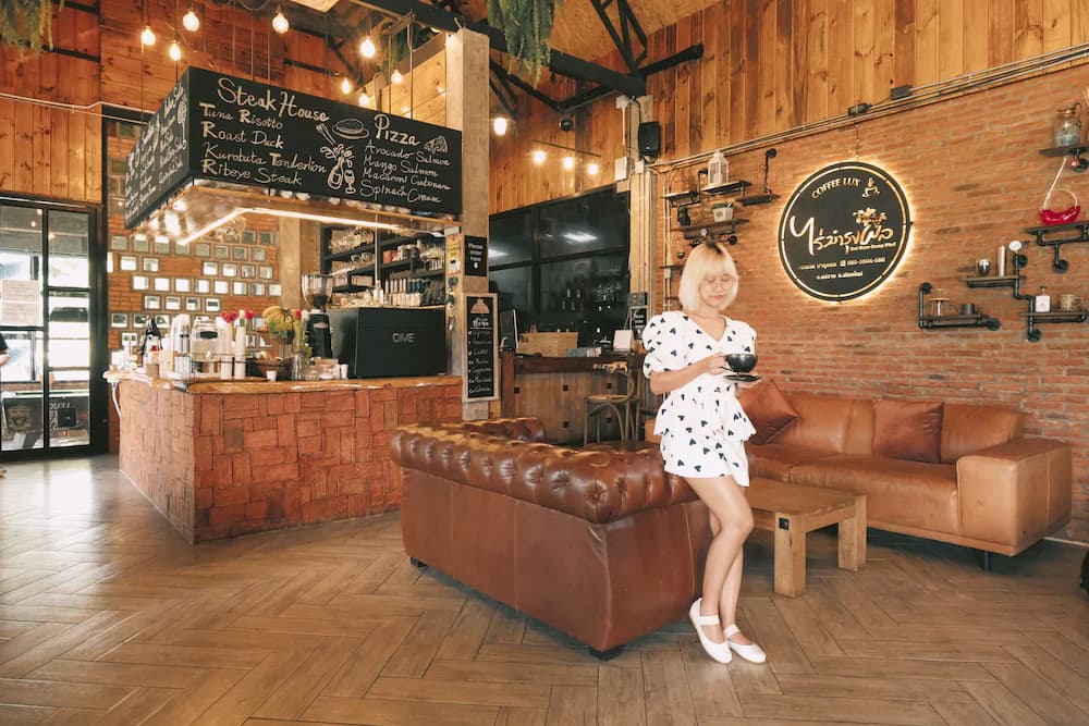 Coffee shop