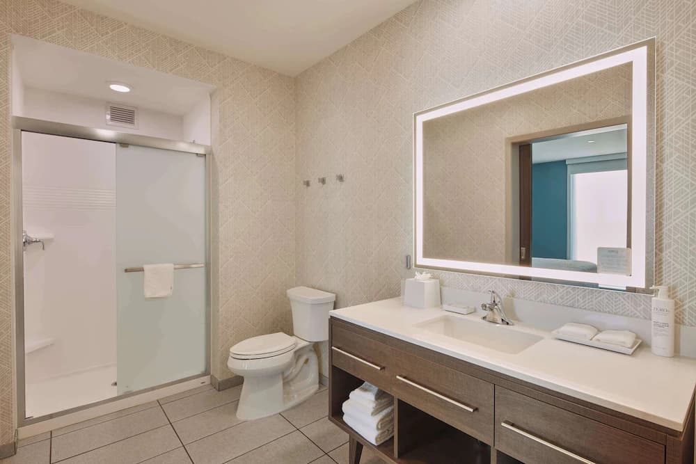 Bathroom shower