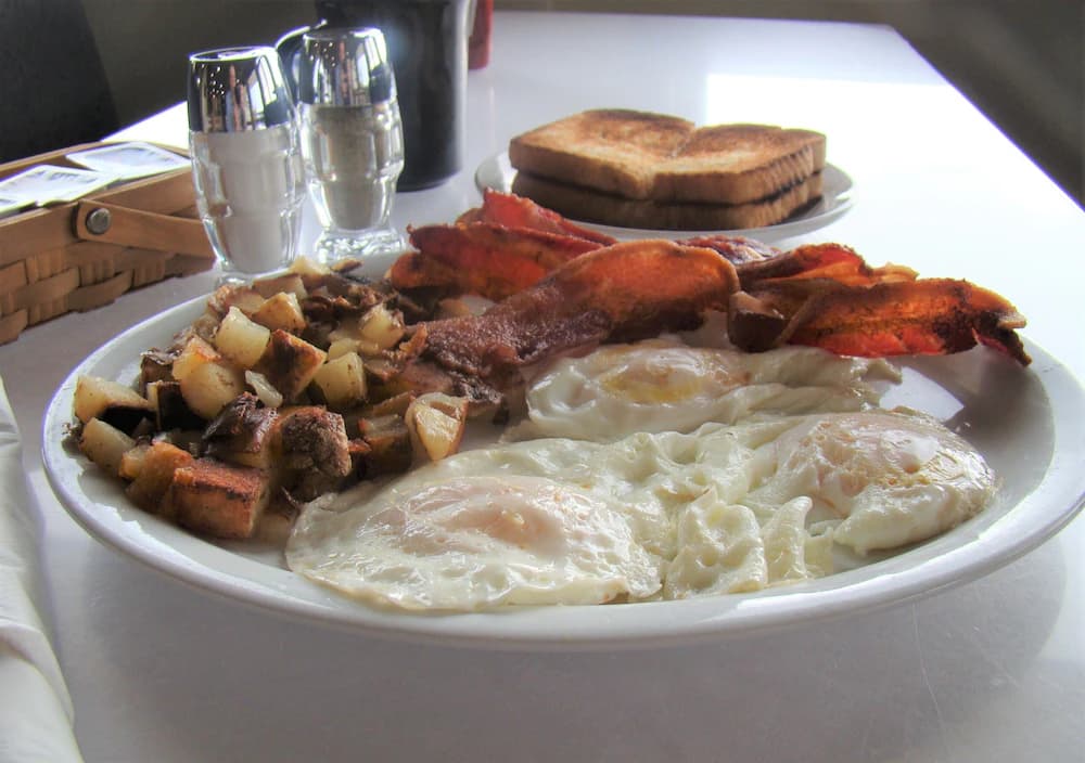 Breakfast meal