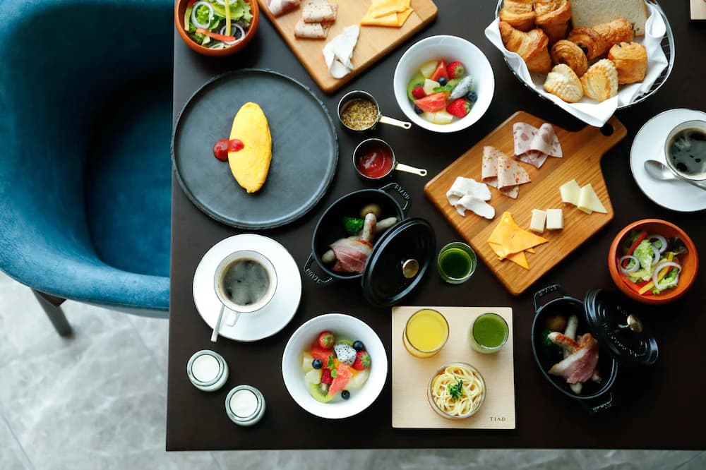 Breakfast buffet