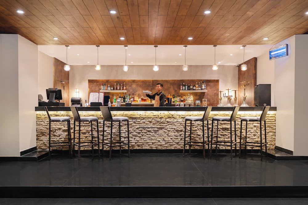 Poolside bar
