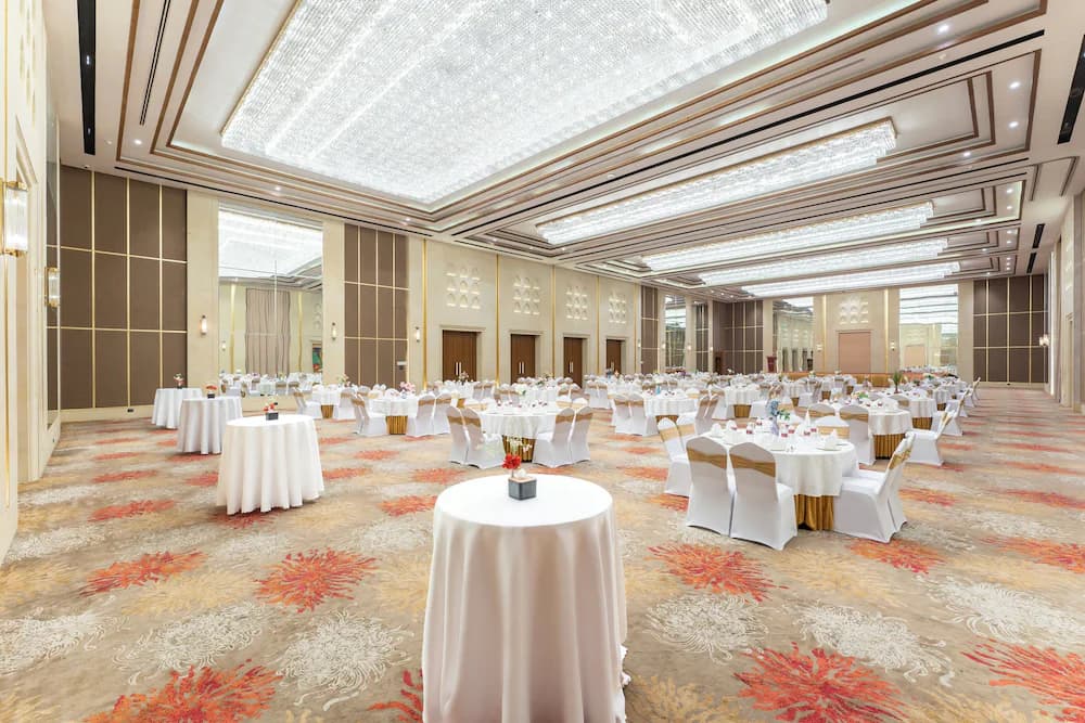 Banquet hall