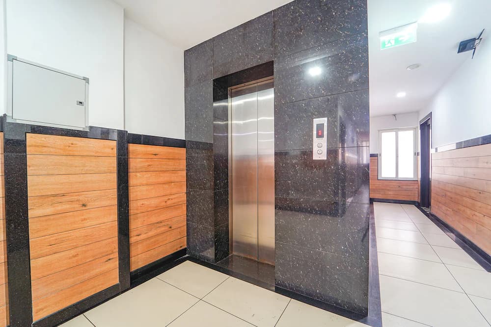 Elevator