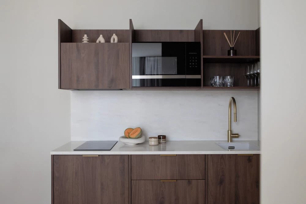 Private kitchenette
