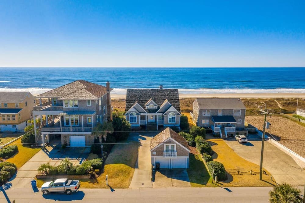 Beach/ocean view