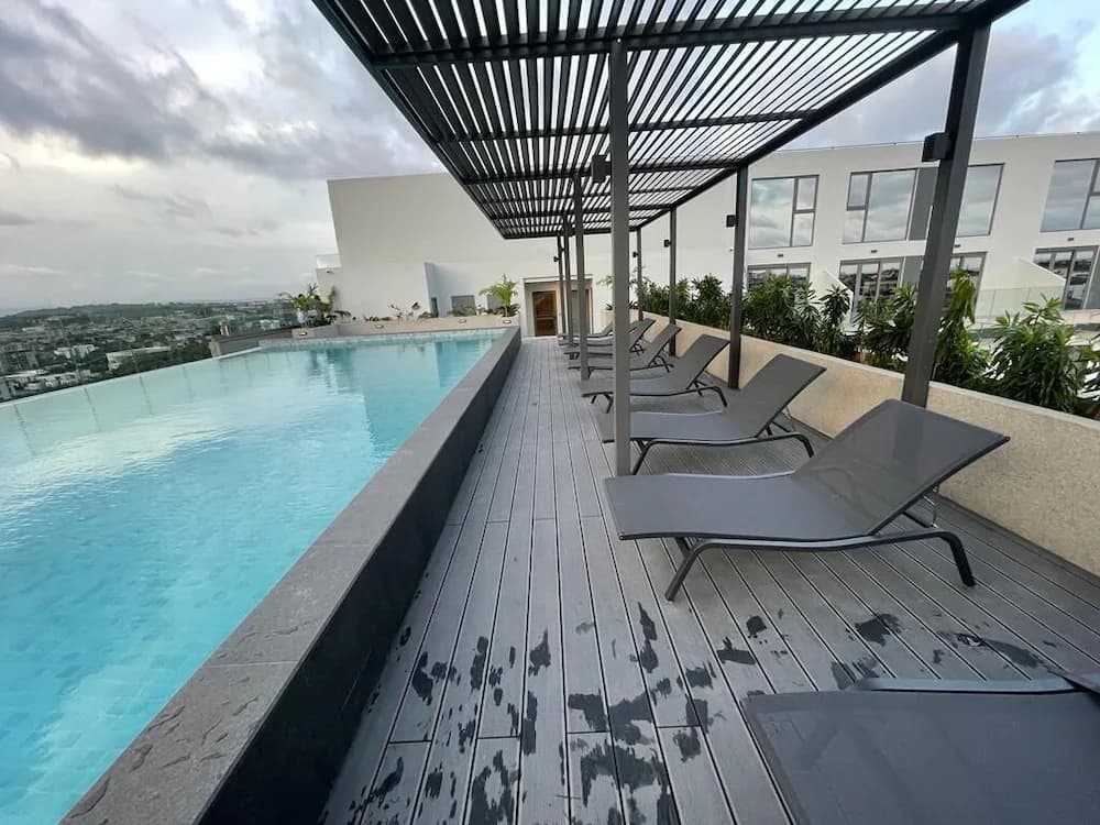 Rooftop pool