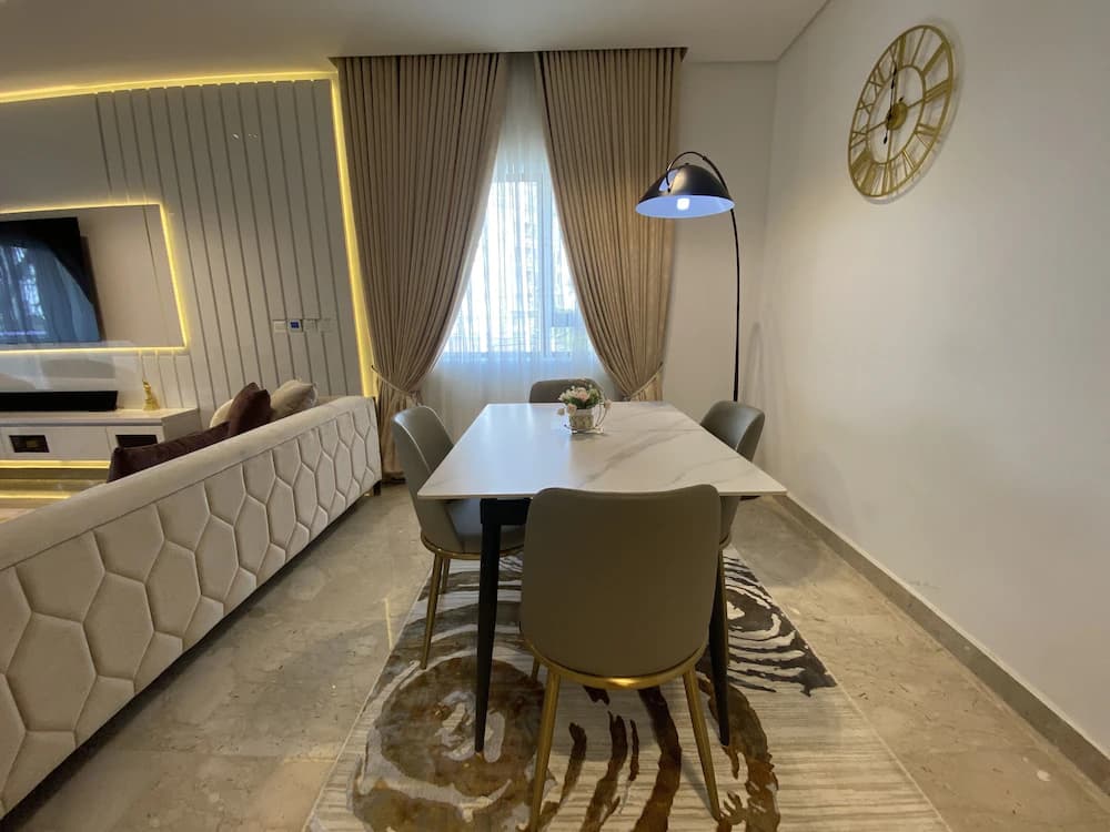 In-room dining