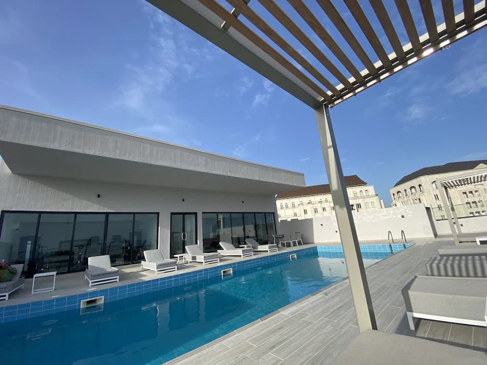 Rooftop pool
