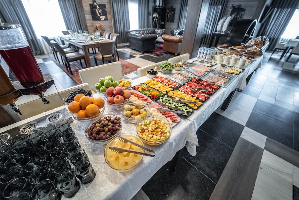 Breakfast buffet