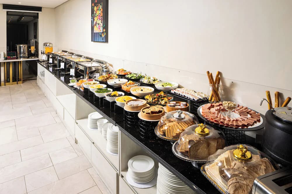 Breakfast buffet