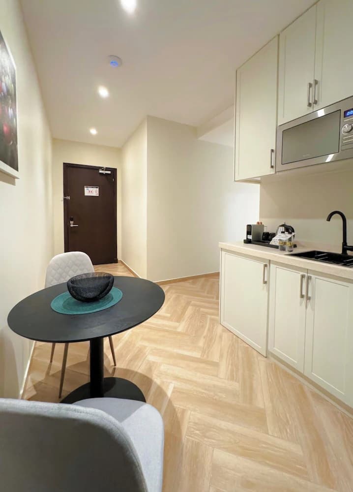 Private kitchenette