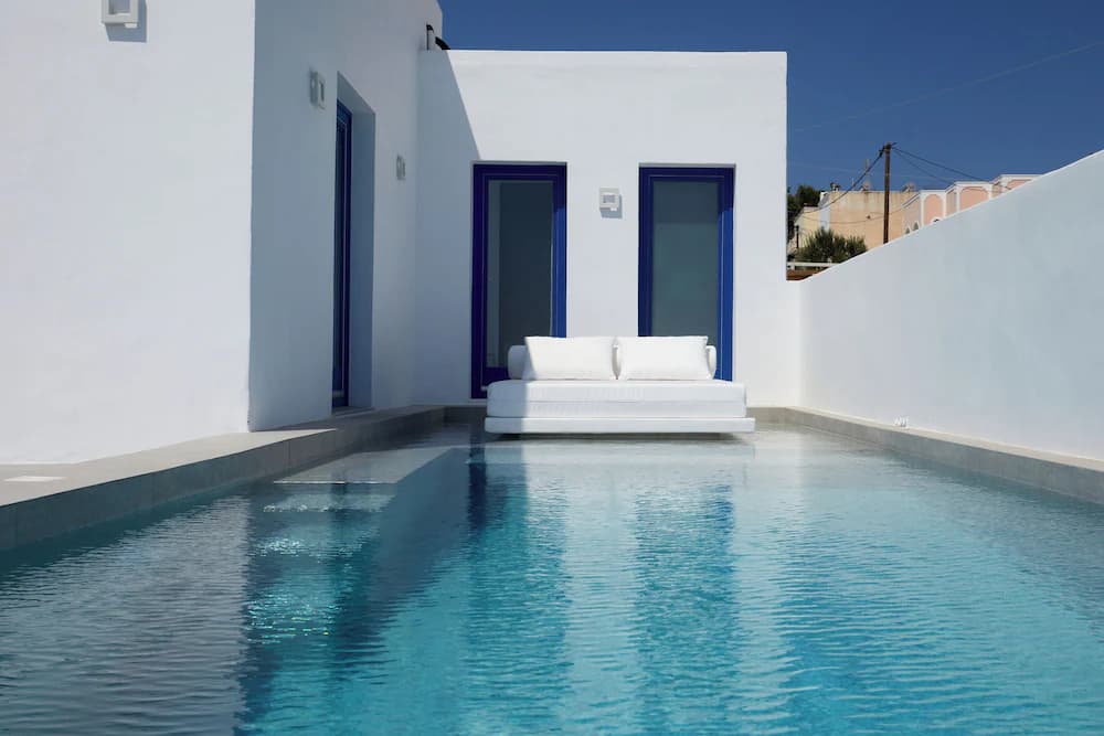 Private pool