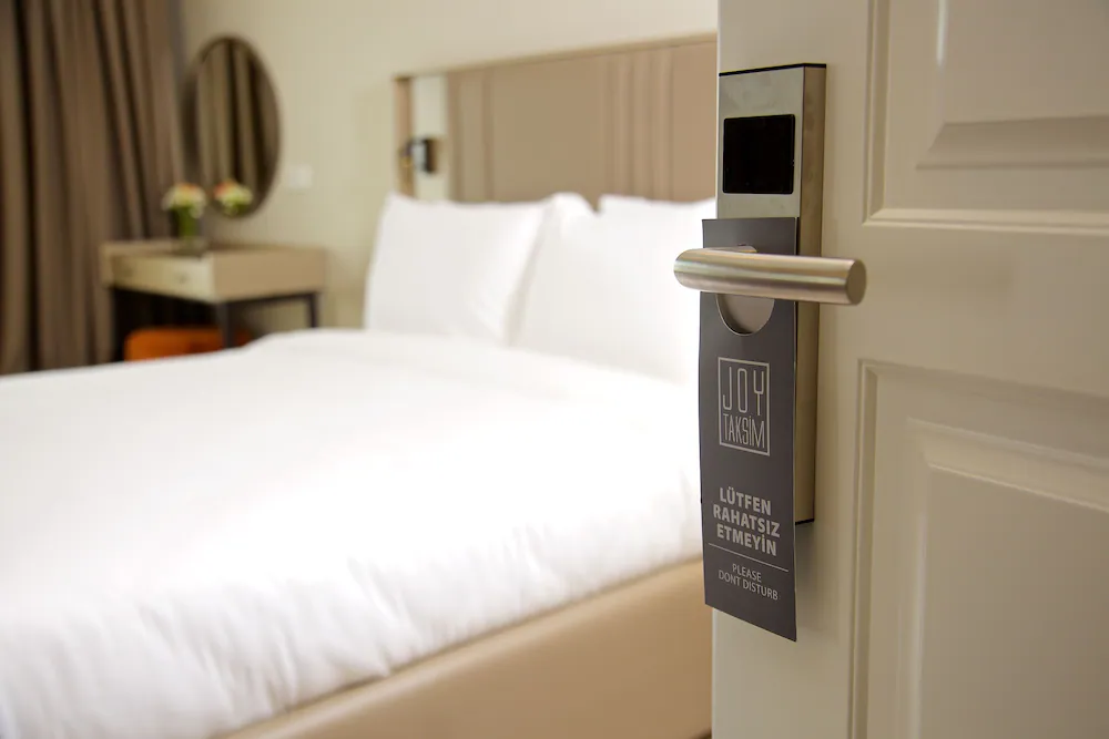 Room amenity