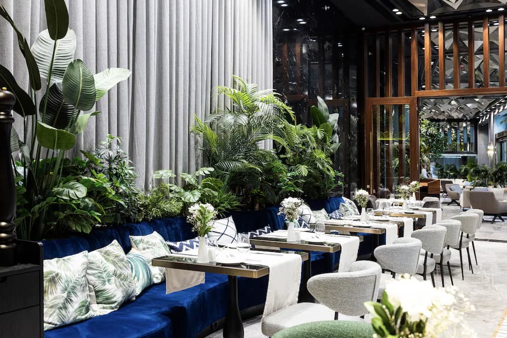 Breakfast area
