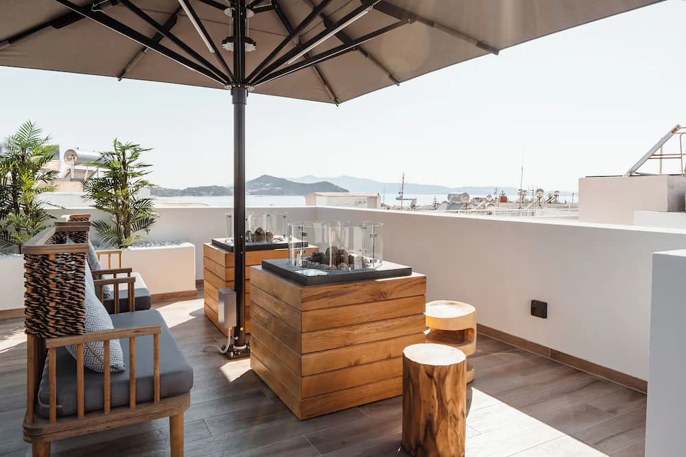 Rooftop terrace