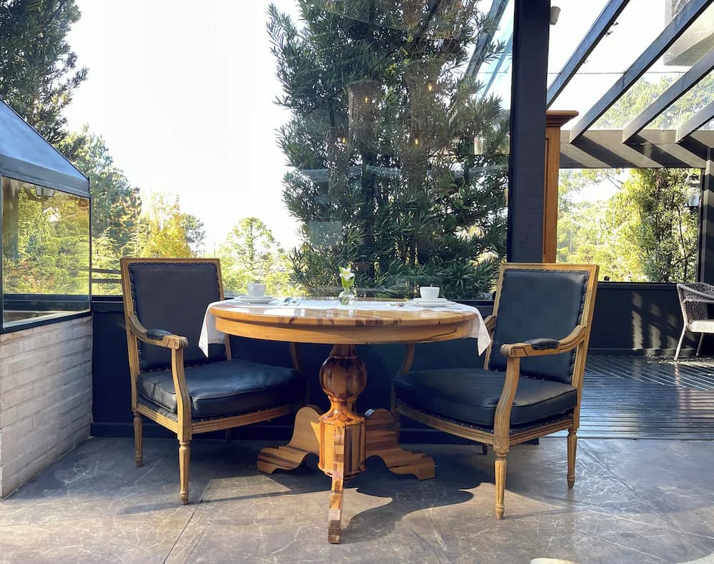 Breakfast area