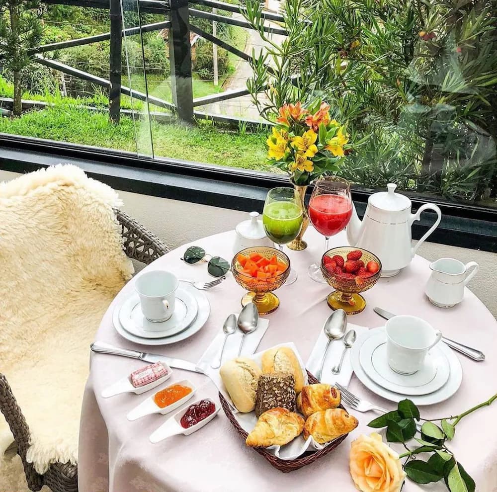 Breakfast area