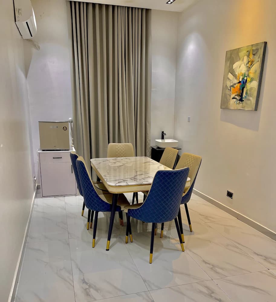 In-room dining