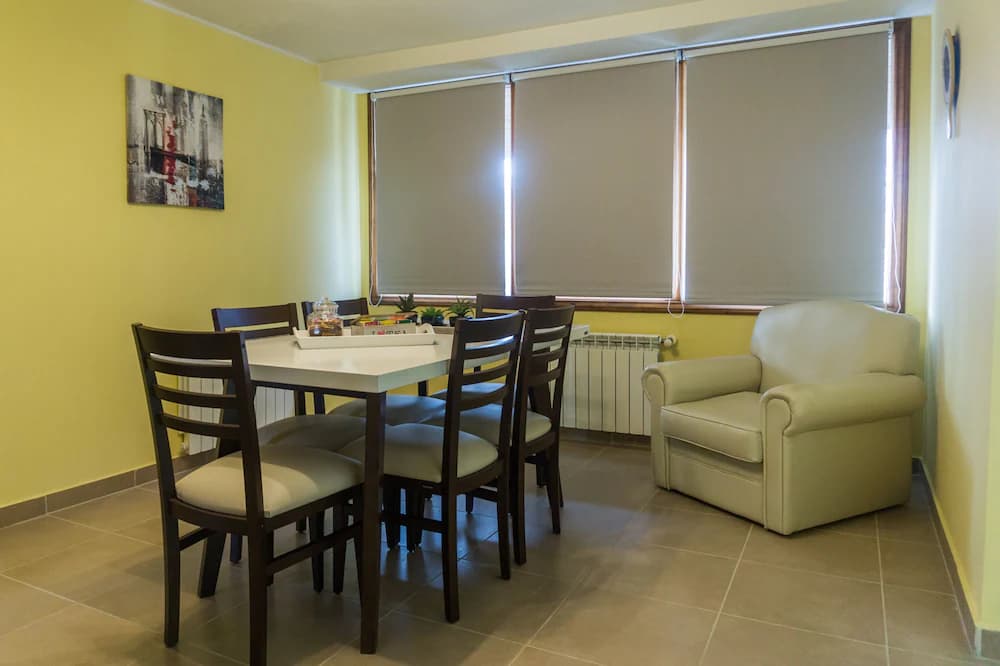 In-room dining
