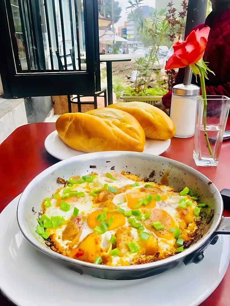 Breakfast meal
