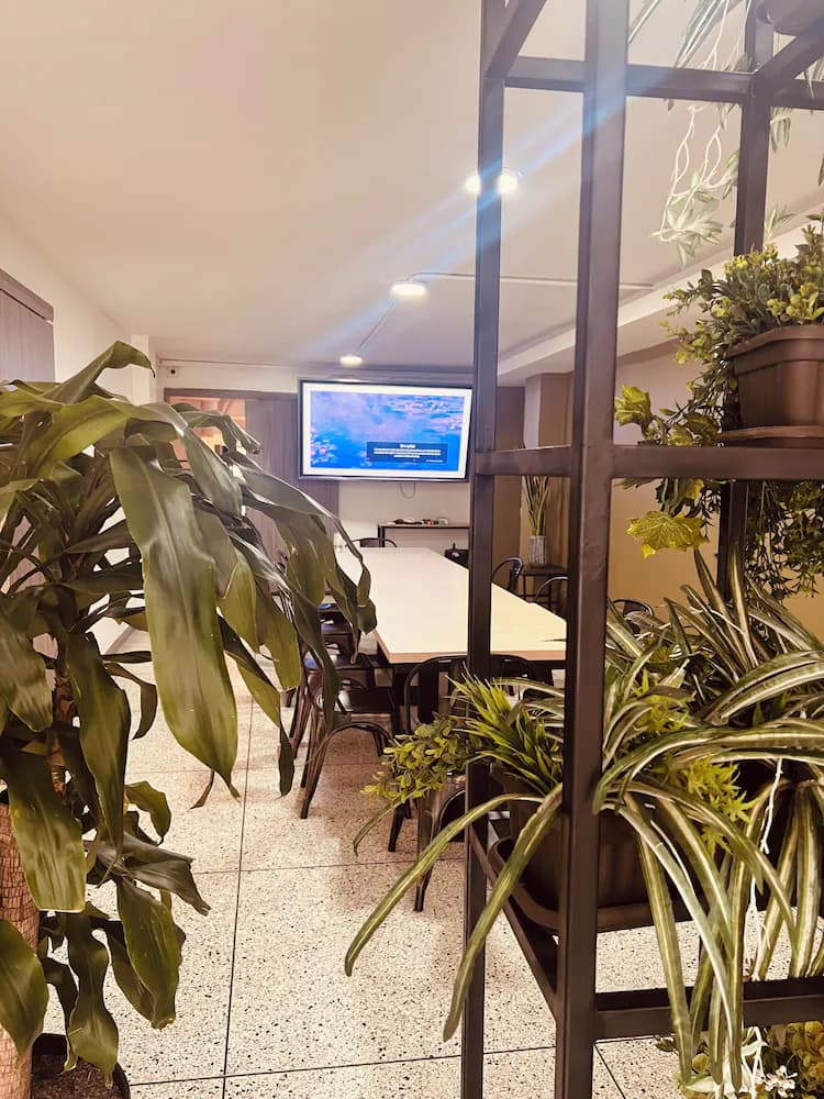 Meeting facility
